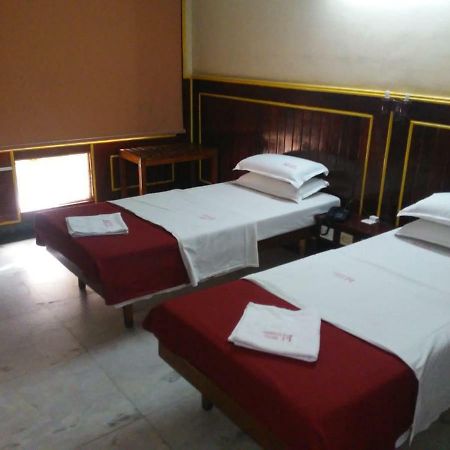 Sarmani Hotels Pvt. Ltd チェンナイ エクステリア 写真