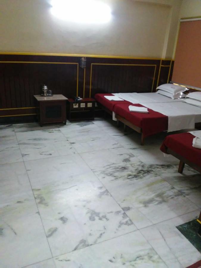 Sarmani Hotels Pvt. Ltd チェンナイ エクステリア 写真