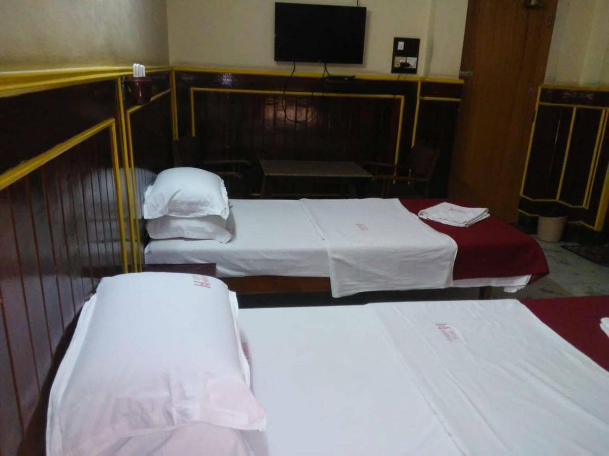 Sarmani Hotels Pvt. Ltd チェンナイ エクステリア 写真